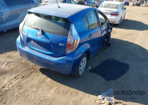 2013 Toyota Prius C Two z USA, uszkodzony, nr VIN JTDKDTB38D1543134